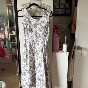 Chadwicks Black and White Floral Midi Dress
